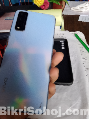 Vivo y12